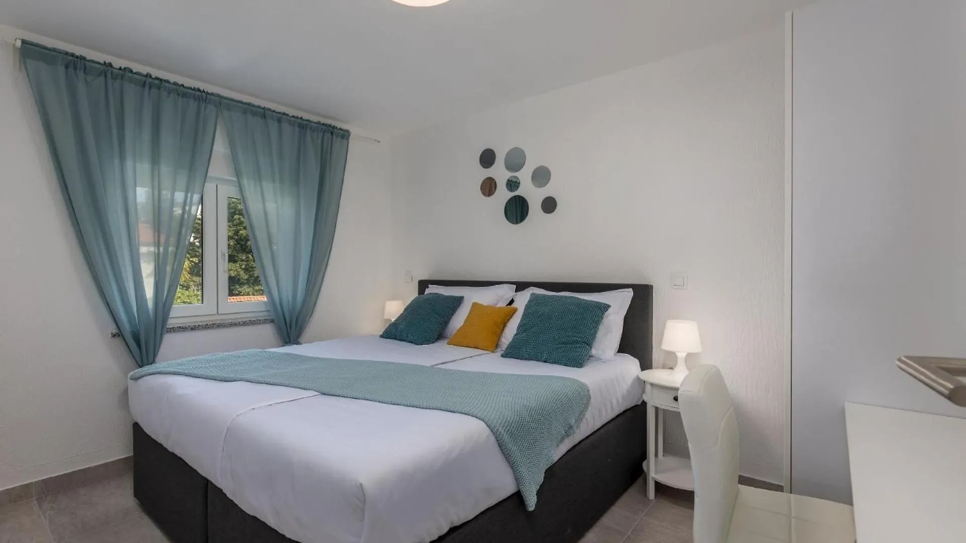 Wunderschoene Ferienwohnung In Crikvenica Mit Schoener Terrasse 0*,  Croatia