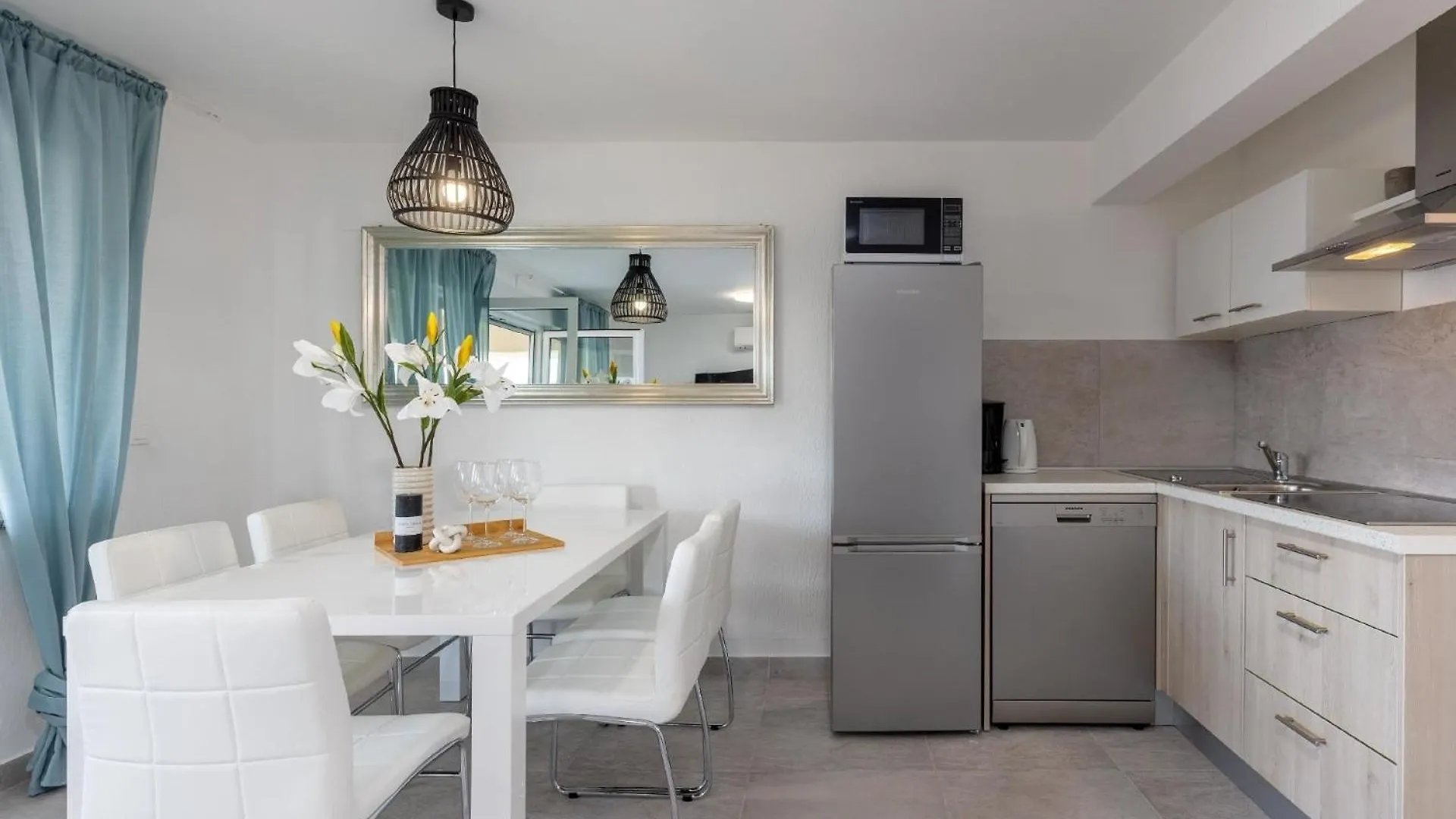Wunderschoene Ferienwohnung In Crikvenica Mit Schoener Terrasse Apartmán